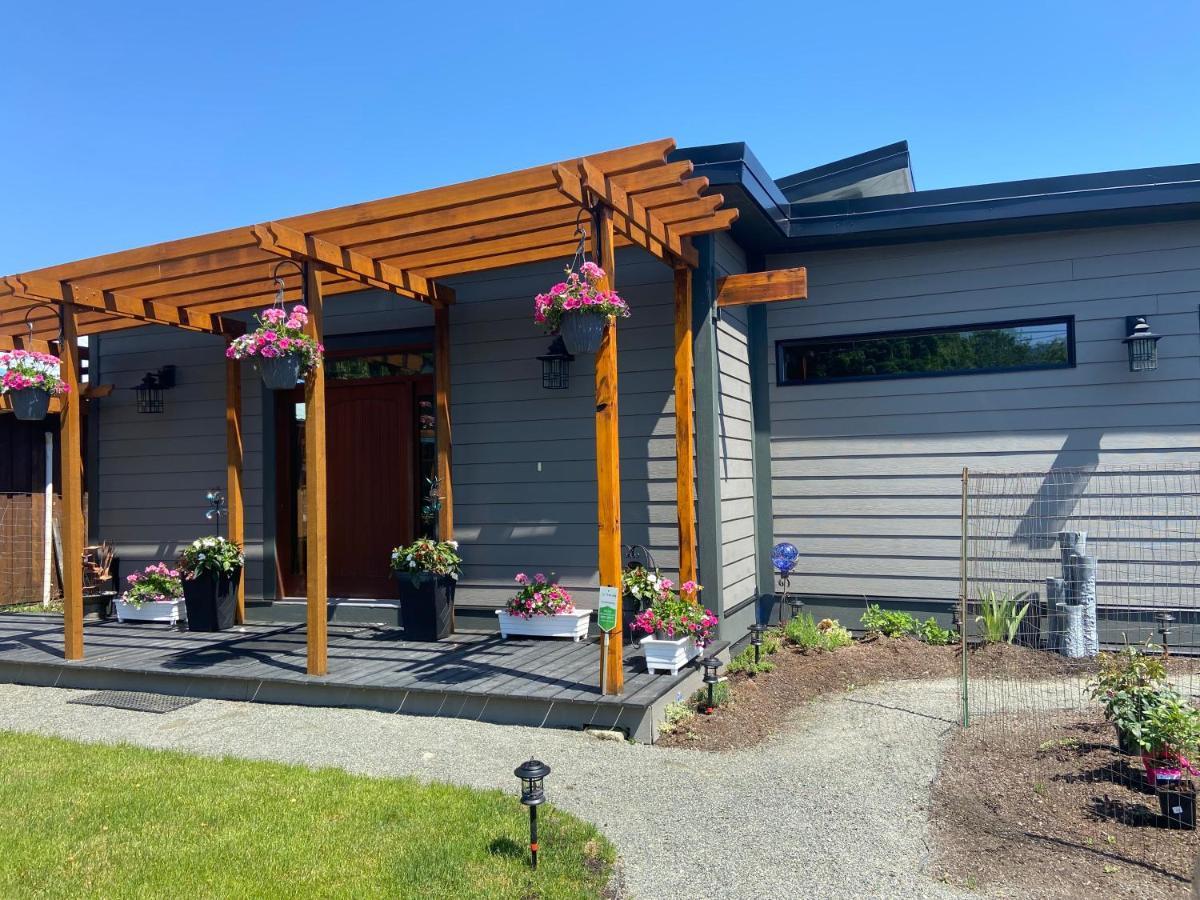 Edgewater Sunrise Apartment Chemainus Esterno foto